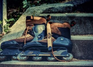 Czy na rolkach trzeba mieć kask?