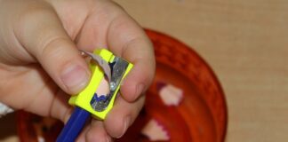 Pod jakim kątem ostrzyc scyzoryk?