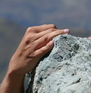 Jak dobrać buty do boulderingu?