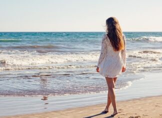 Jaka sukienka na plażę?