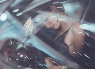 Co wozić w samochodzie do obrony?