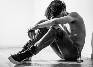 Jakie spodnie dla 60 latki?